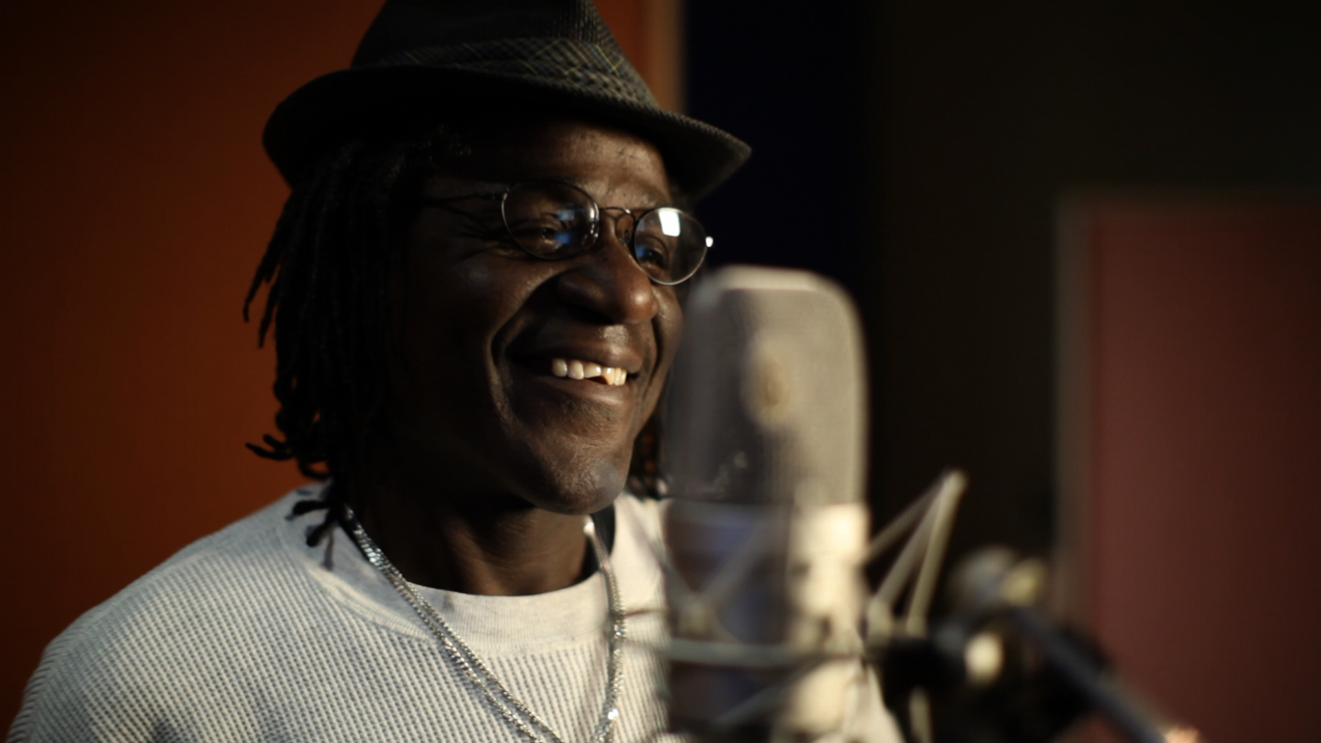 En exclusiva lo nuevo de Neville Staple